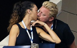 Boris Becker đắm đuối 'khóa môi' vợ